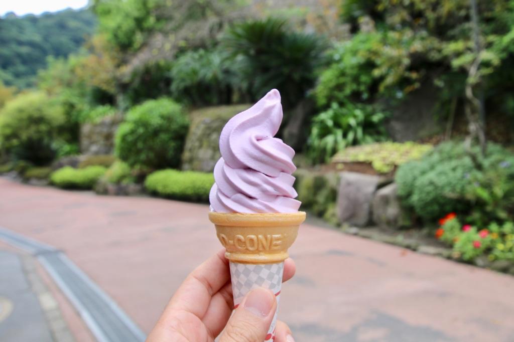 紫さつまいもソフトクリーム