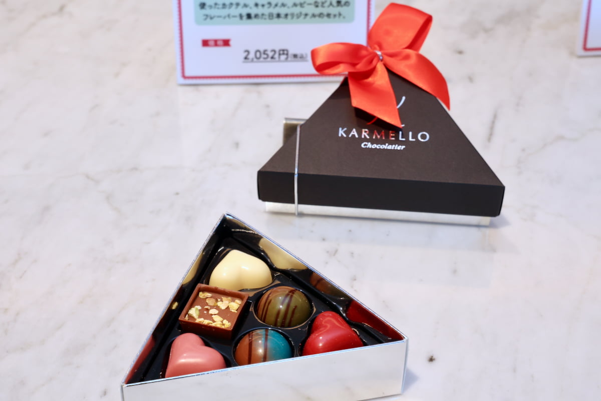 「KAEMELLO Chocolatier」カルメロトライアングル 6個入り2,052円（税込）