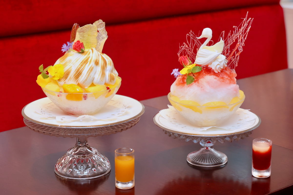 コロンバン原宿サロンに限定「大人のかき氷」が登場!花火つきの夏パフェも実食レポ(左から)ベイクドアラスカとスワン