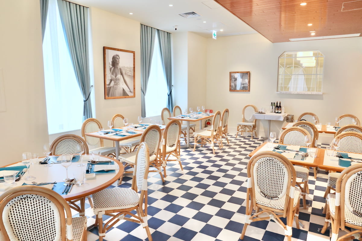 「ソフィア・ローレンレストラン 鎌倉」の店内