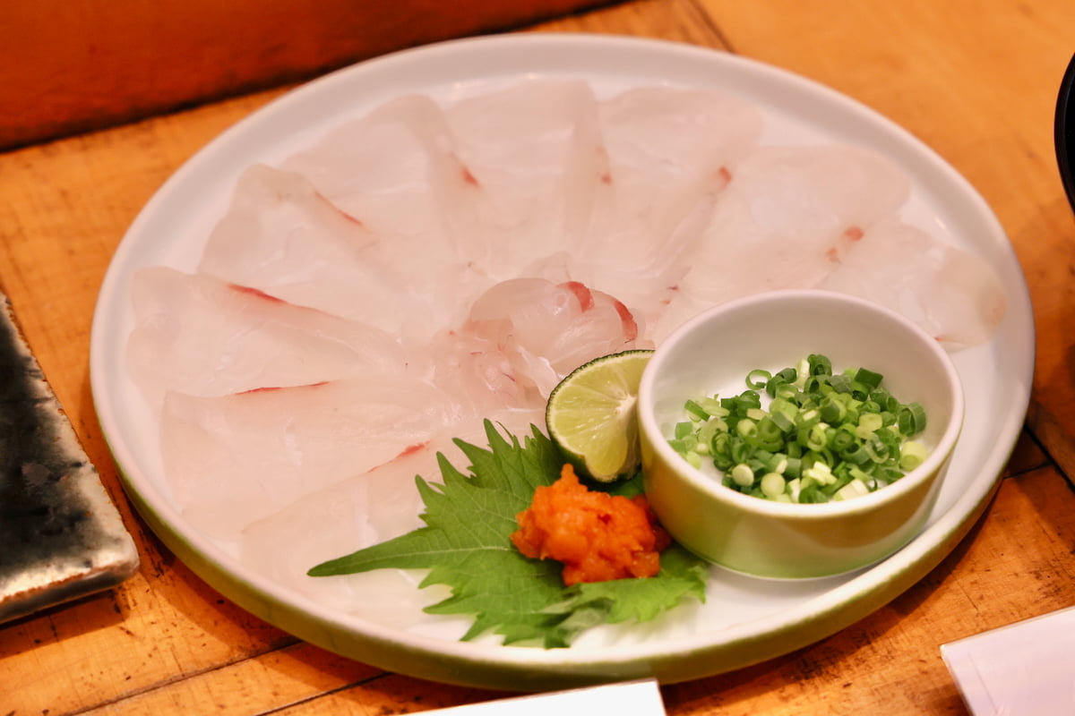 鯛の薄造り