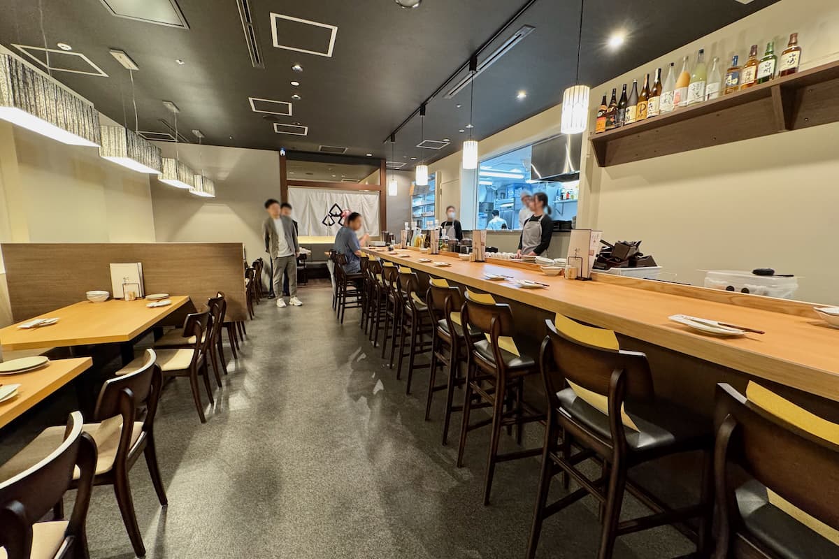 丸の内エリアに新たな蕎麦居酒屋「十割そば鳥料理 相馬庵」が7/22(火)グランドオープン！