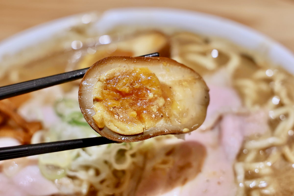 「津軽煮干 ひらこ屋」こいくち煮干（コク照り完熟玉子入り）