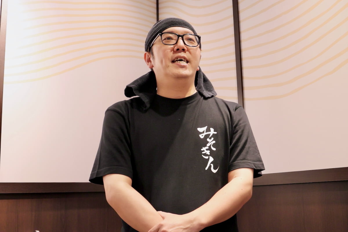 みそきん店主・HIKAKINさん