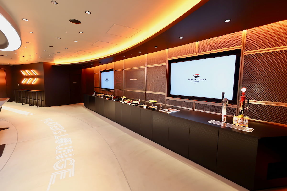 PLAYERS LOUNGE（1階／60名）