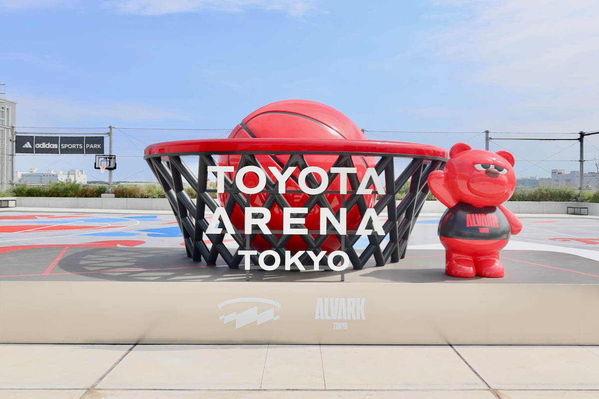 adidas SPORTS PARK（屋外4階）シンボルモニュメント