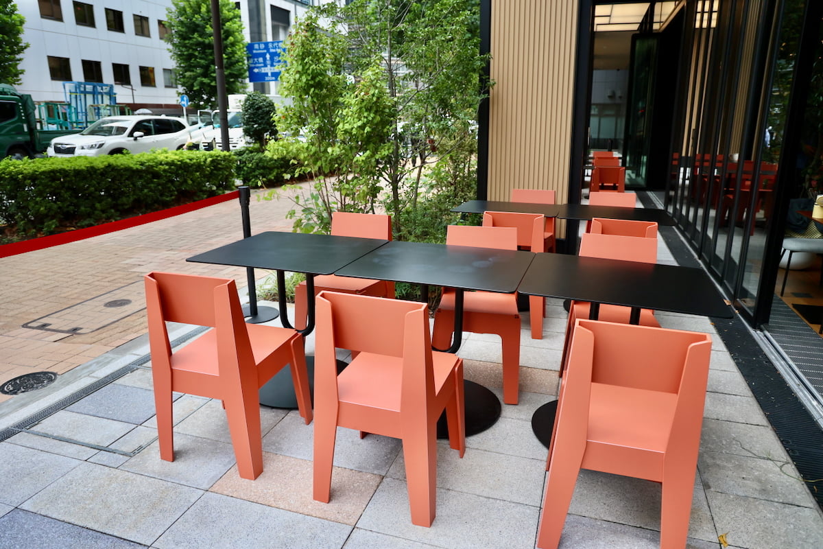 「Talk Shop」テラス席