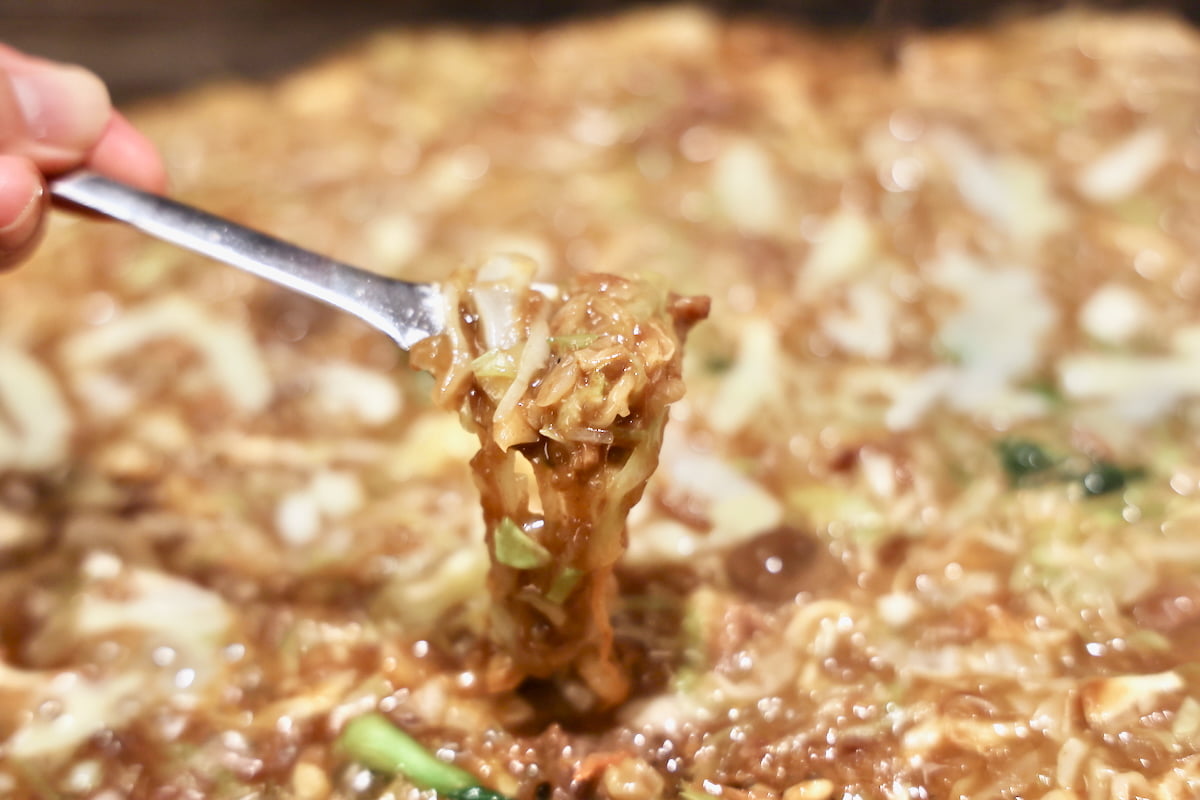 新商品の「牛すじカレー」を食べてみた