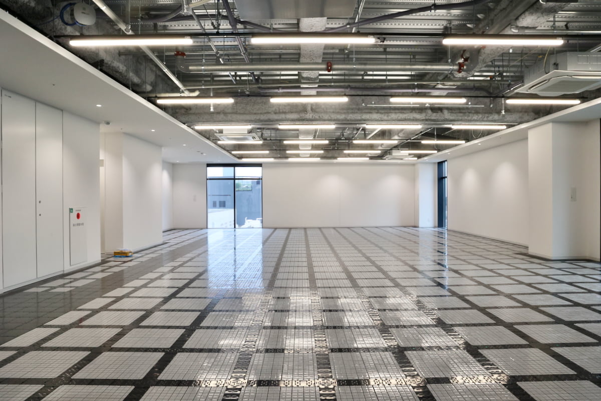 ハーフセットアップのフロア