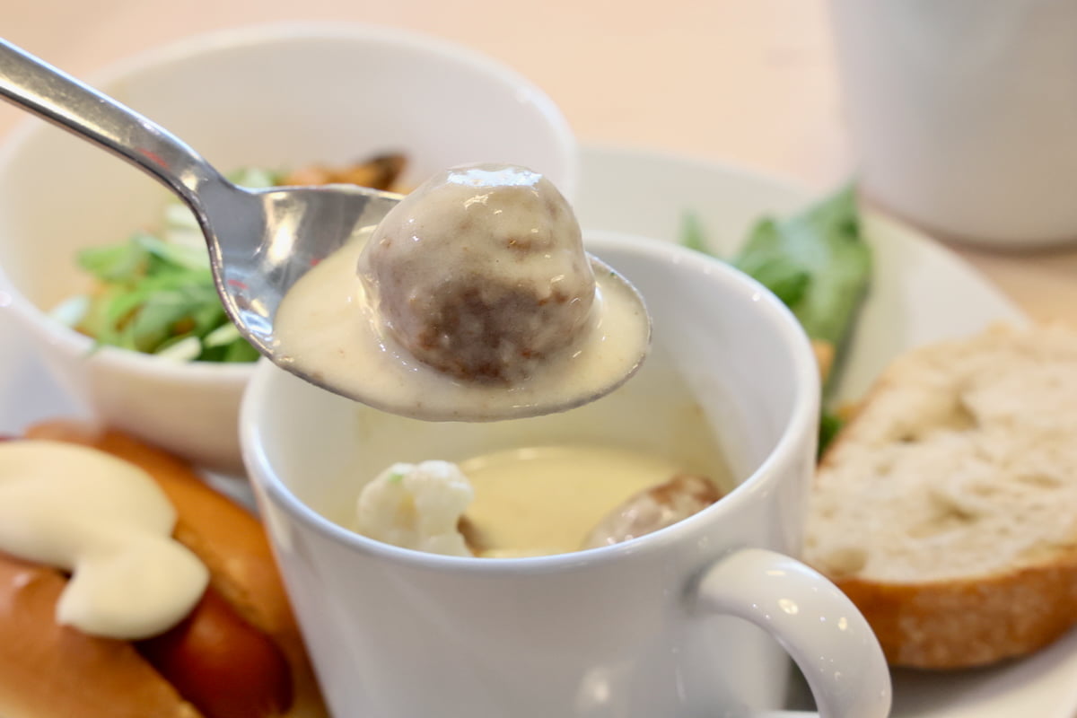 クリームシチュー プラントボール入り