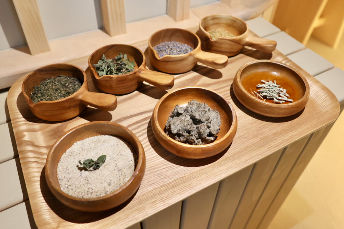 高輪SAUNAS ハーブ