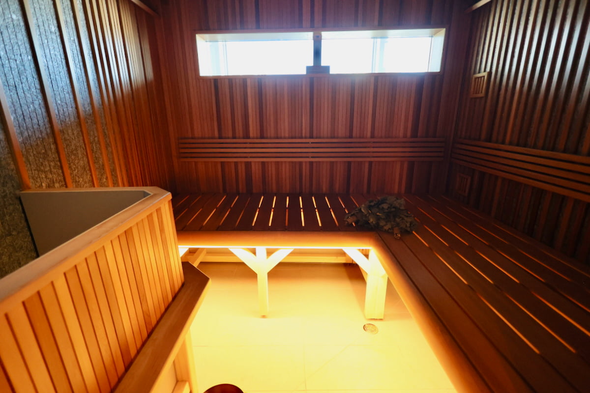 マグ万平さん監修のプライベートサウナ「HUONE」