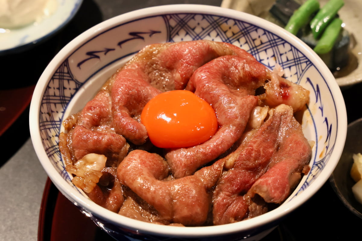 和牛の魅力を極めた「牛丼 㐂㐂屋」山形牛 牛丼御膳