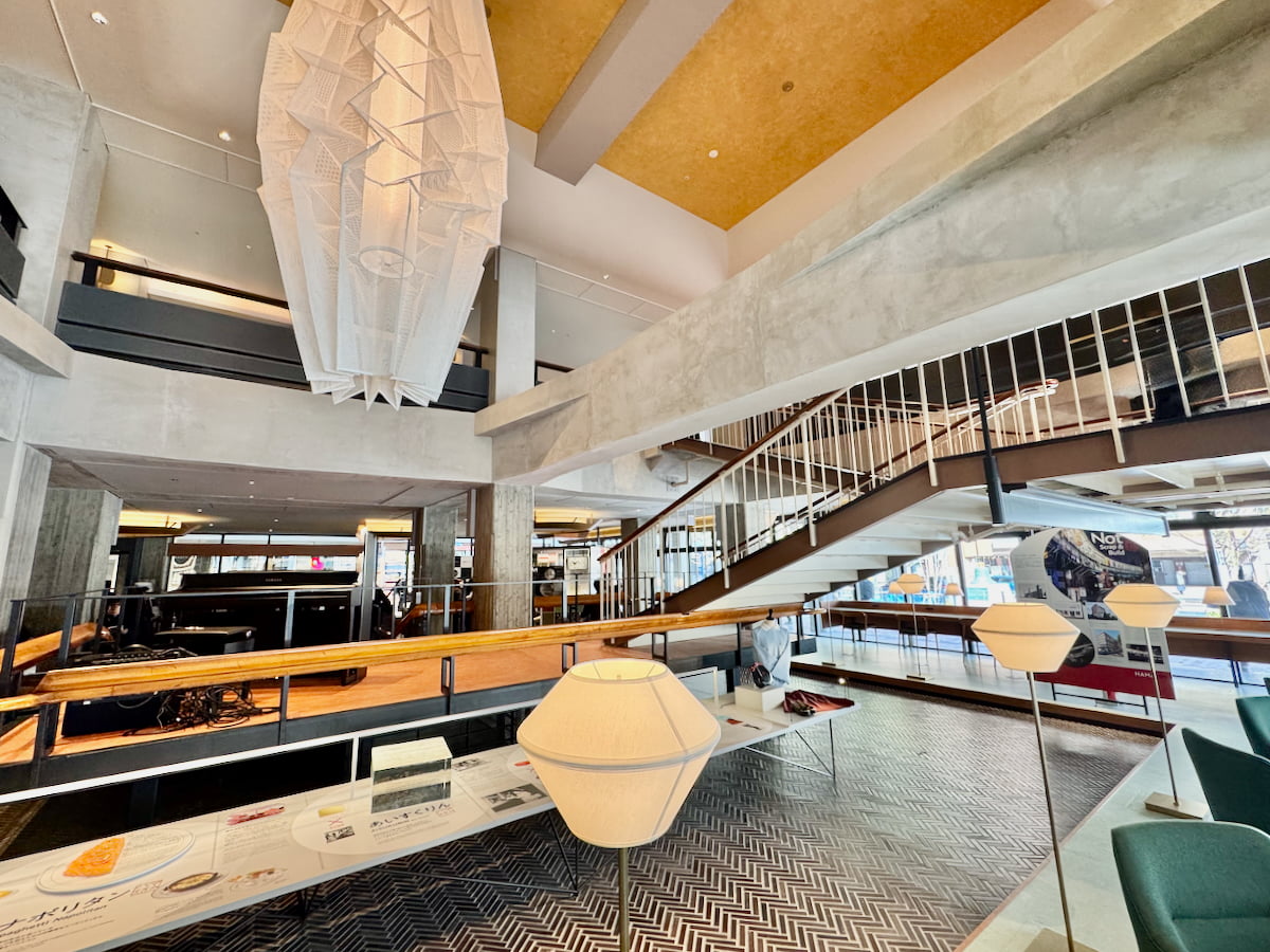 OMOベース|“旧市庁舎の記憶”を体感するパブリックスペース