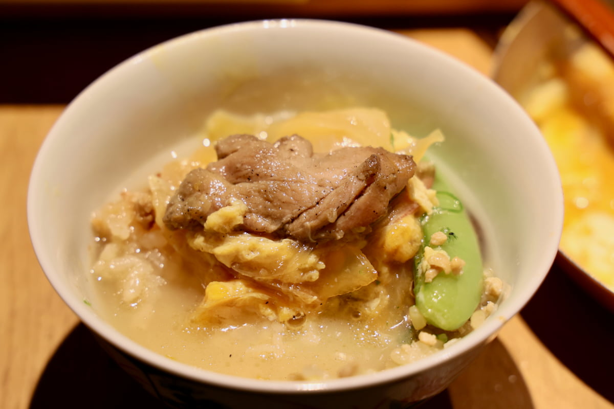 ひつまぶしのようにお出汁をかけて出汁茶漬け風