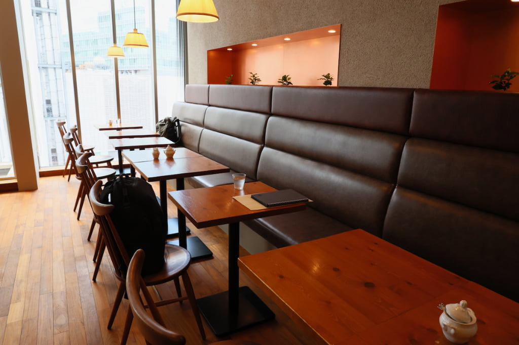銀座の名喫茶「炭火焙煎珈琲.凛本店」が移転オープン!23年愛される炭火焙煎コーヒーを味わう