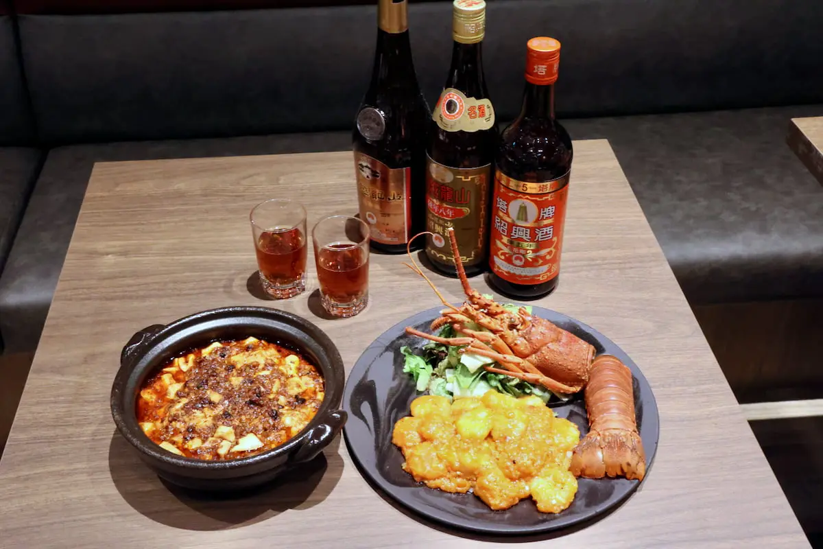 「本格四川麻婆豆腐」や「エビのチリソース」