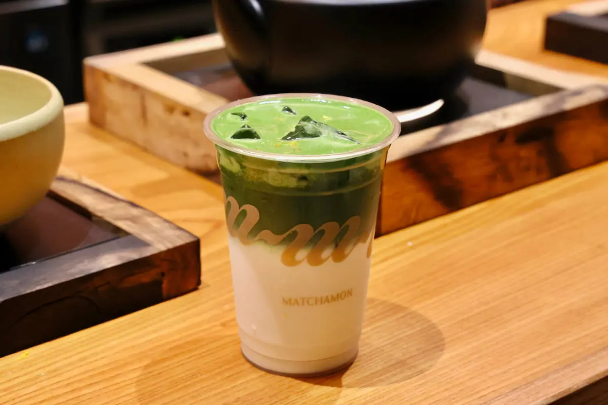 MATCHAMON TOFROM YAESU店の抹茶ラテ