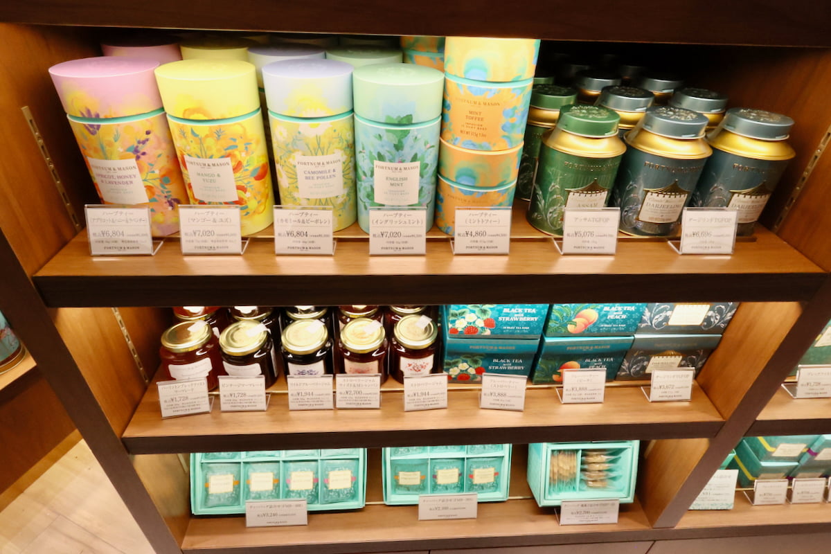 英国王室御用達「フォートナム・アンド・メイソン」のティースタンドが日本初出店