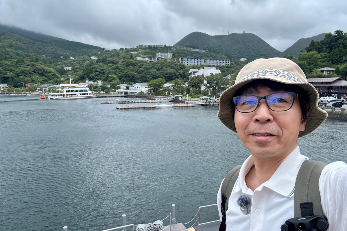 乗船前には、まず対決ミッションの写真を撮影