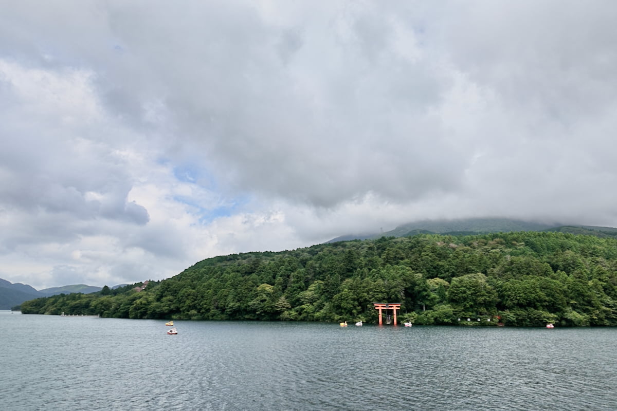 天気がよければ芦ノ湖から富士山