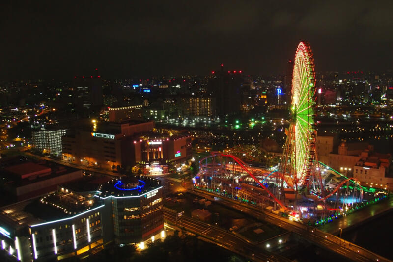 まばゆく輝く横浜の夜景